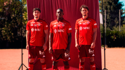 FC Annecy : le nouveau maillot domicile rend hommage au stade du Coteau