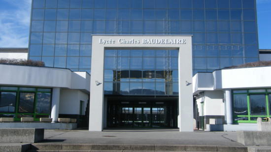 Annecy : 50 heures de philo manquées au lycée Baudelaire, une situation jugée "catastrophique"