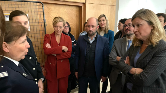 La lutte contre les violences conjugales au cœur de la visite de Yaël Braun-Pivet La lutte contre les violences conjugales au cœur de la visite de Yaël Braun-Pivet