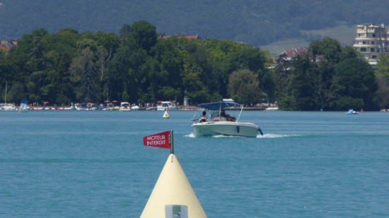 Un sexagénaire réanimé après avoir failli se noyer dans le lac d’Annecy Un sexagénaire réanimé après avoir failli se noyer dans le lac d’Annecy