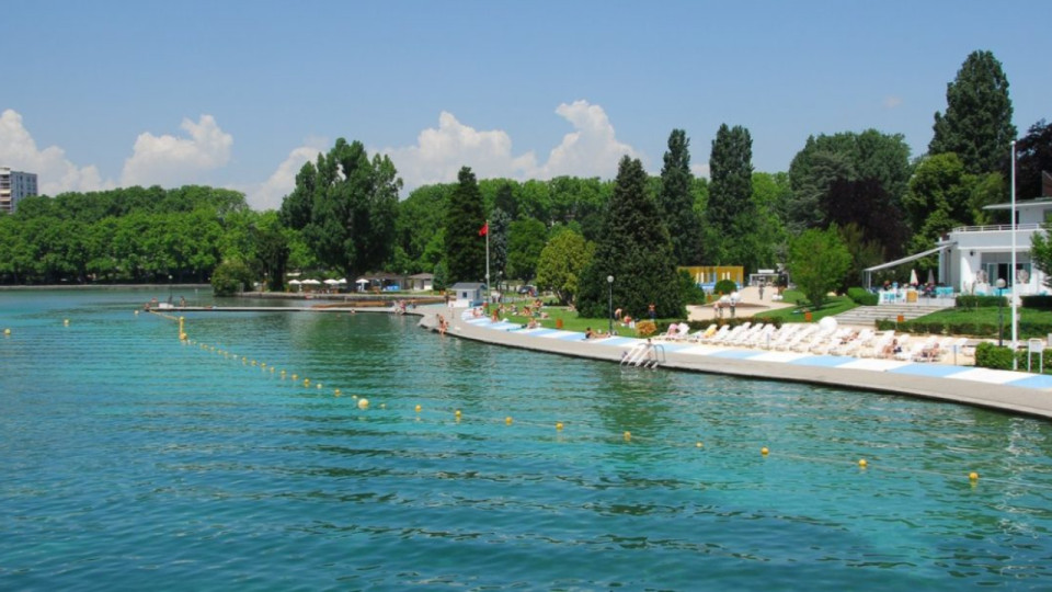 Annecy : La plage et la discoth&egrave;que de l'Imperial changent de propri&eacute;taire
