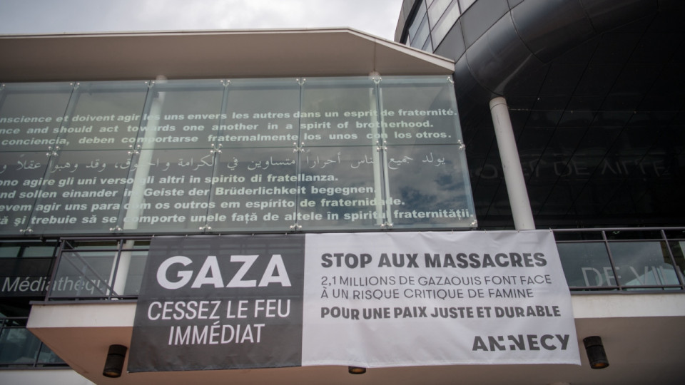 Annecy : Vol d'une banni&egrave;re pour Gaza, "un soutien au r&eacute;gime g&eacute;nocidaire isra&eacute;lien"