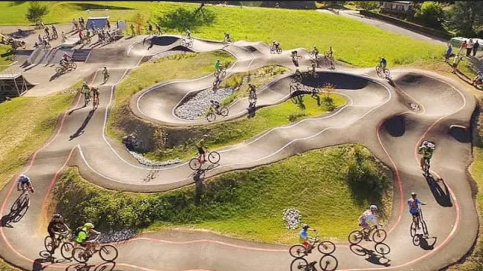 BMX &agrave; Scionzier pour les mondiaux de cyclisme : La Ville d'Annecy d&eacute;&ccedil;ue