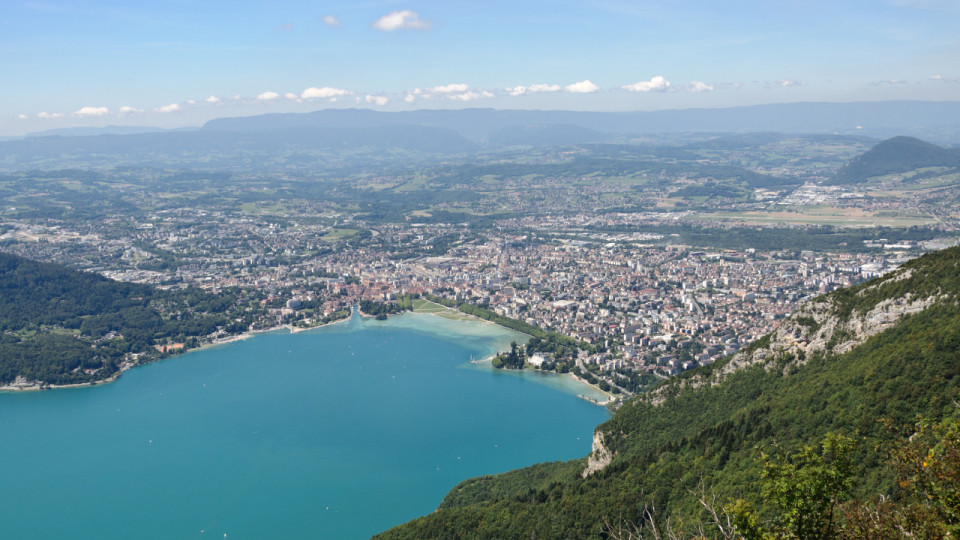 Meublés de tourisme : de nouvelles règles adoptées par le Grand Annecy